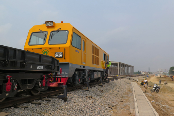 Không lùi tiến độ chạy tàu đường sắt Cát Linh - Hà Đông